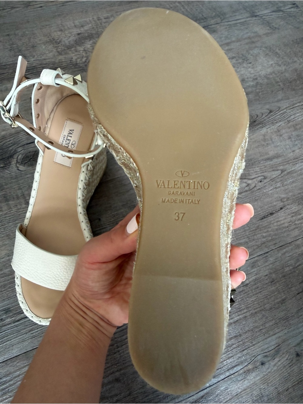 ✨NEW✨Valentino Ivory Leather Rockstud Espadrille Wedges - Size 37 - Picture 5 of 5